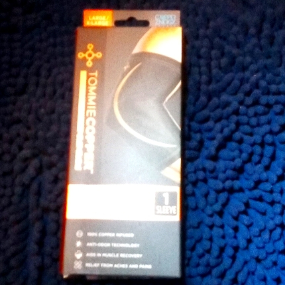 Tommy copper compression elbow sleeve ( 1 )  piece Size Large / X - Large